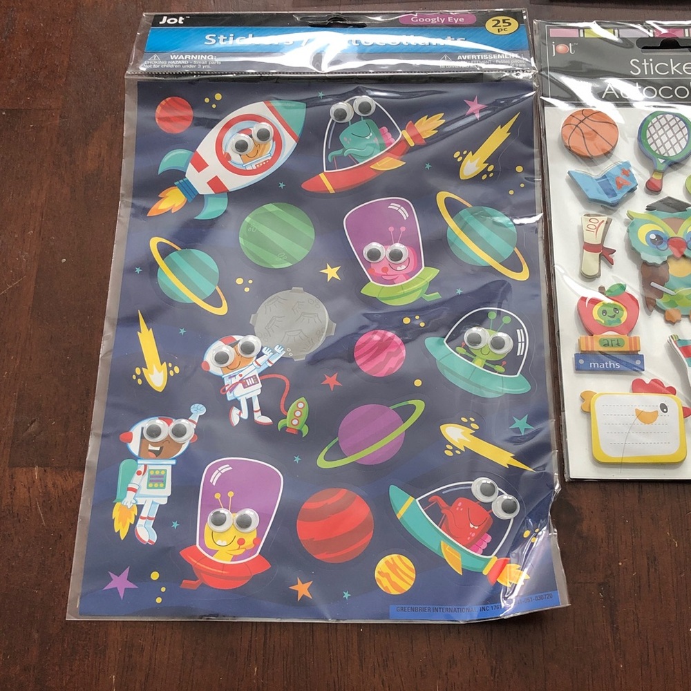 🥧 🔥 Multi-Color Kids Sticker Pack - Space, Sports, Vehicles & More - Picture 5 of 5